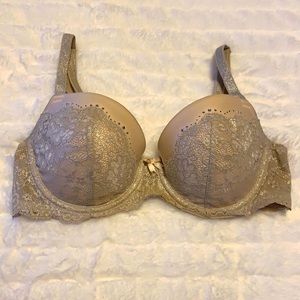 Victoria’s Secret lace bra